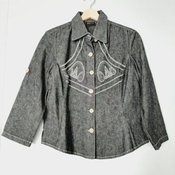 ORLY Denim 3/4 Utility Sleeve Jean Embroidery Button Down Shacket Sz 6 - Picture 1 of 13